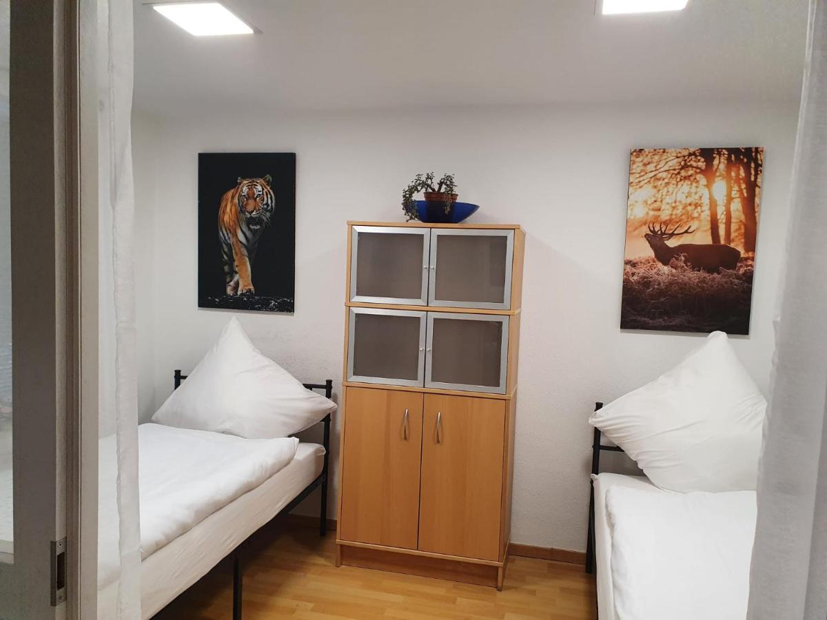 Ferienwohnung/Montagewohnung พาเดอร์บอร์น ภายนอก รูปภาพ